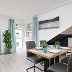 Federnest: Luxury With King Bed & Office * Duisburg