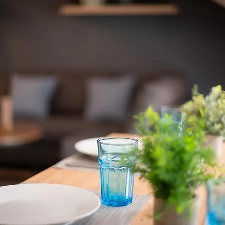 Federnest: Luxury With King Bed & Office Duisburg