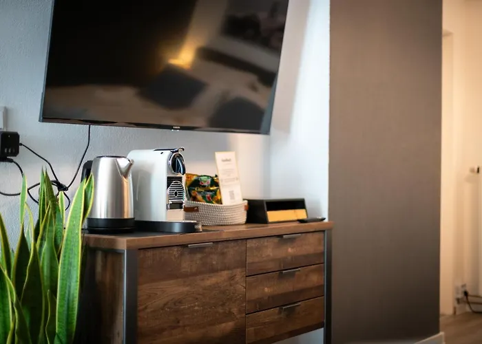 Federnest: Luxury With King Bed & Office *